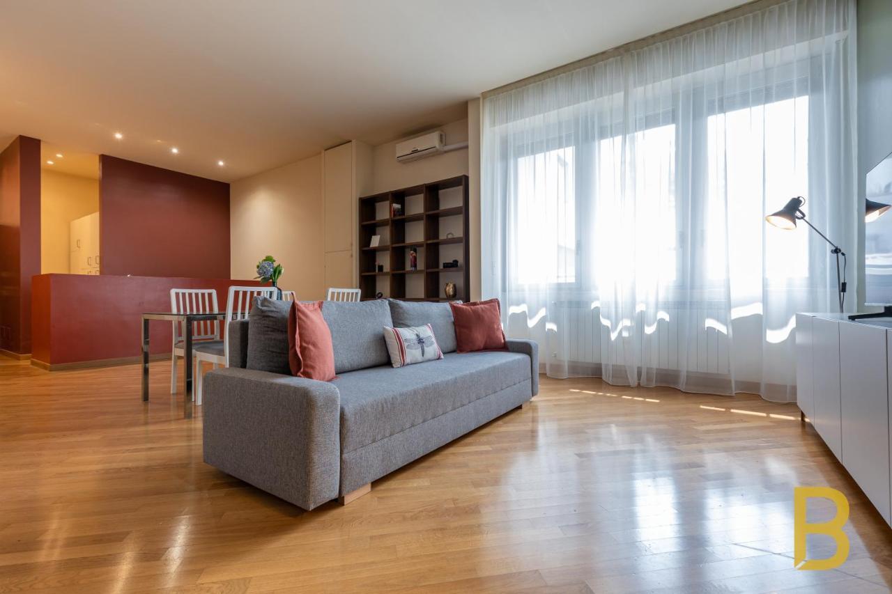 Beplace Monumentale Apartments Милано Екстериор снимка
